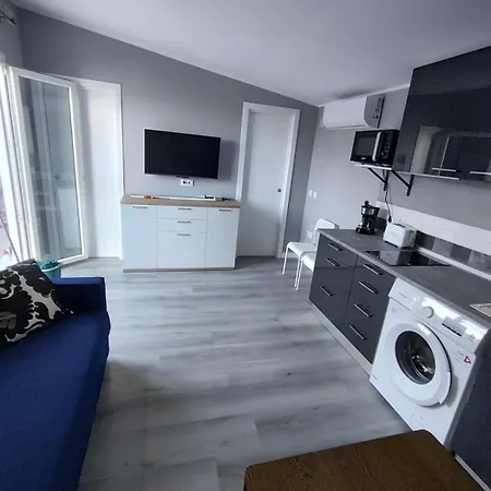 Casa Iulian Guest house